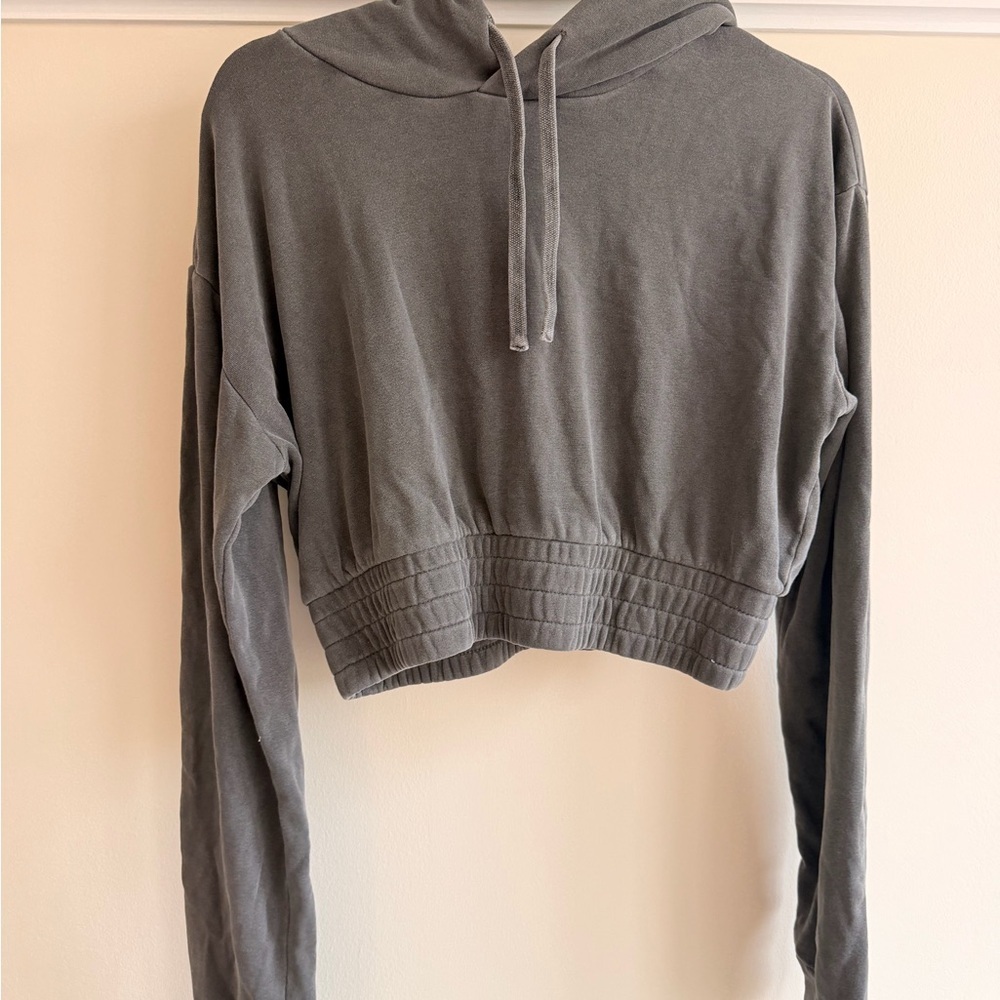 TALENTLESS Smocked Waistband Gray
Cropped Boxing Hoodie Sz L - Picture 4 of 6